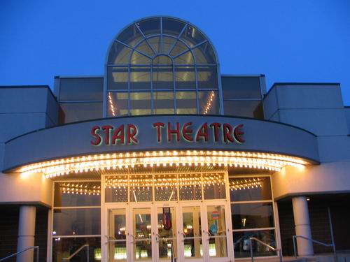 Emagine Rochester Hills - 2005 From Scott Biggs (newer photo)